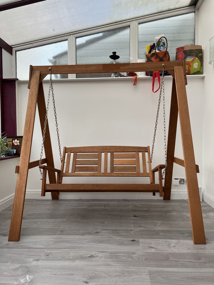 Garden swing seat