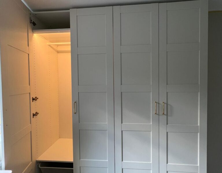 White fitted wardrobes